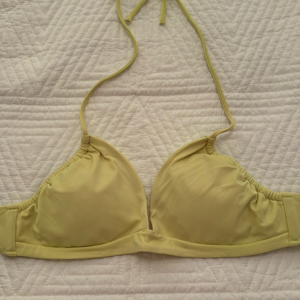 Victoria’s Secret bikini top
